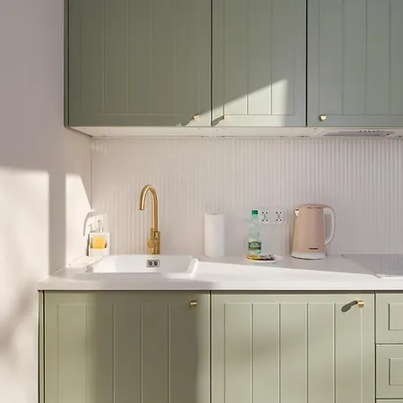 Urban Heart Deluxe By Bookinghost 华沙